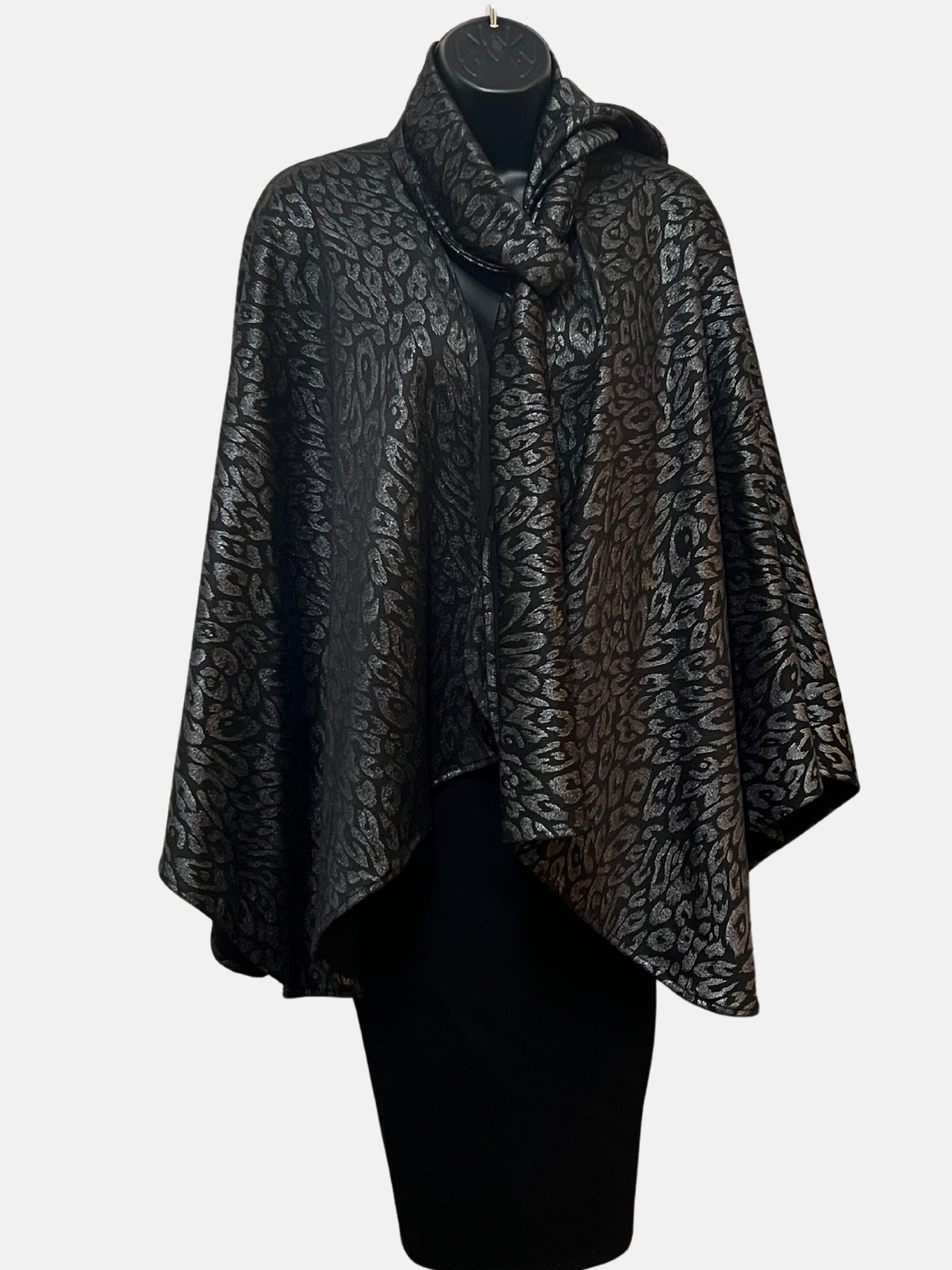 Midnight Leopard Crop