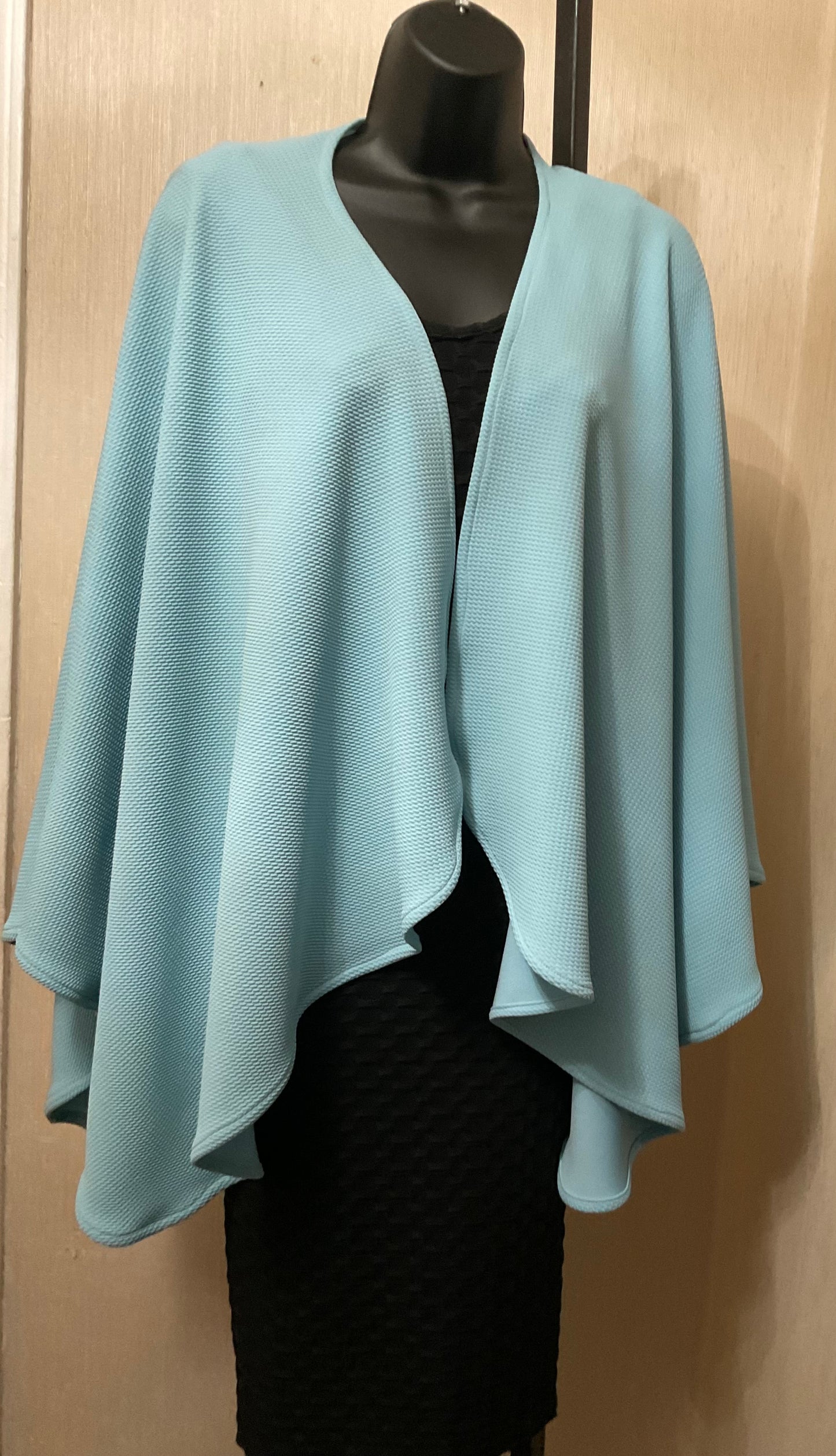 Honeycomb Blue Crop