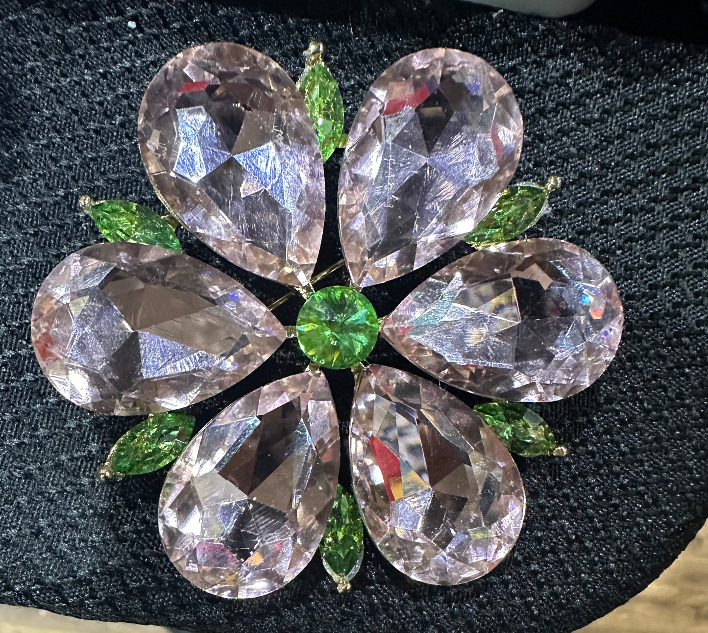 Pretty Grande Petals