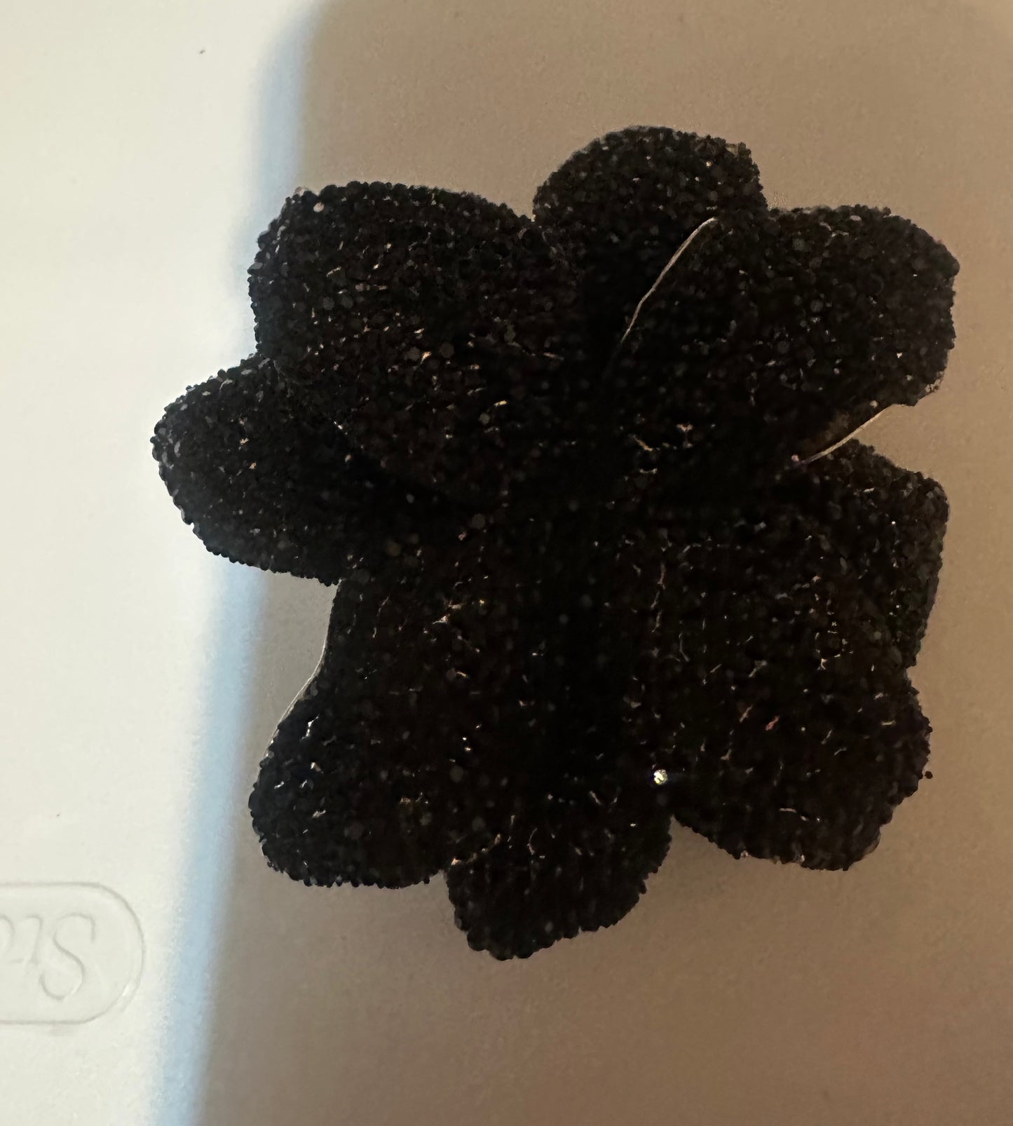Opulence black