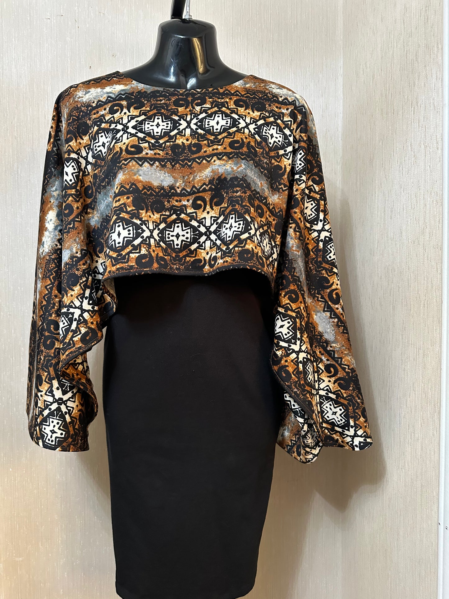 Tara ( Sleeved)