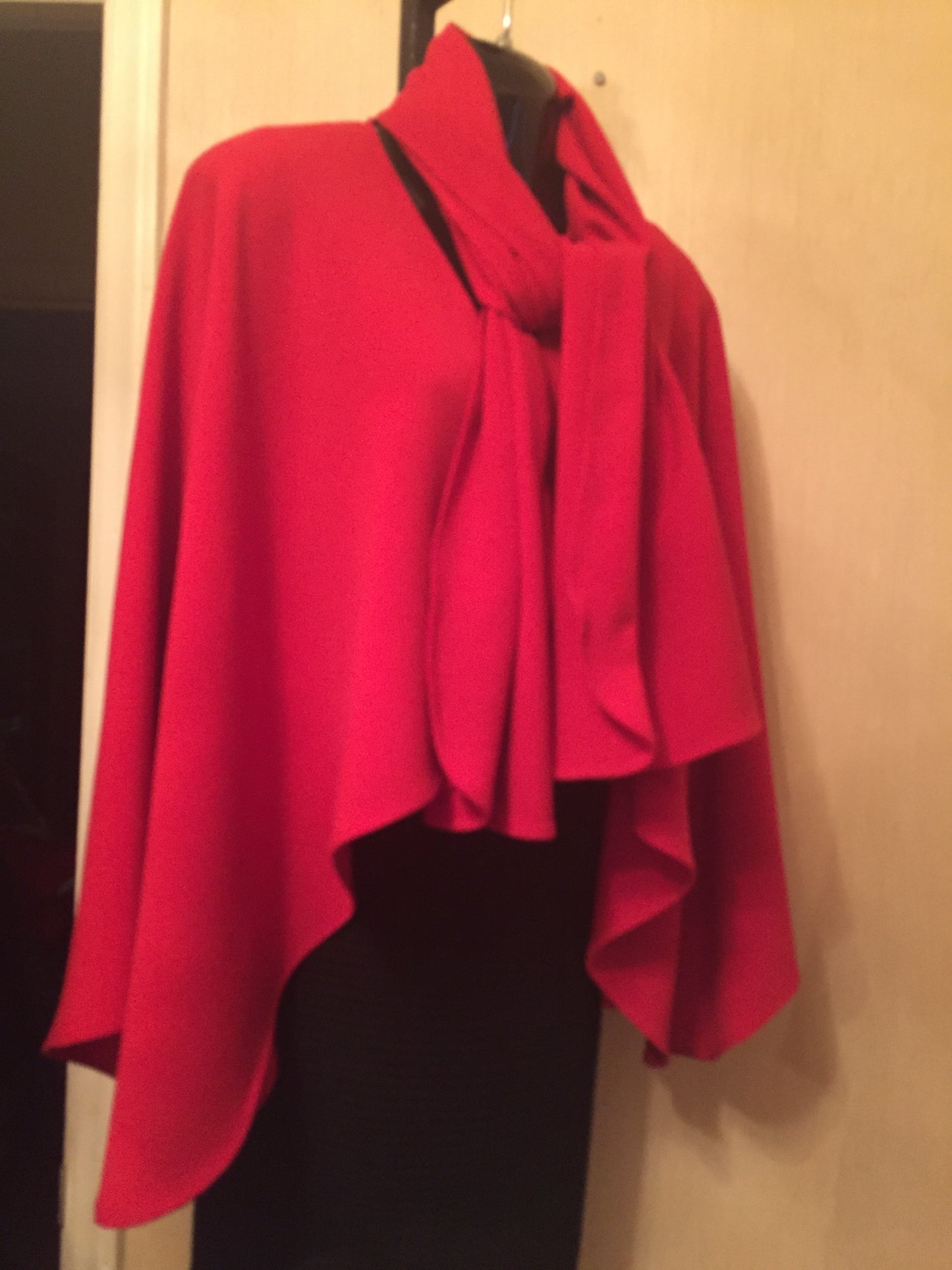 Creped Red (Crop)