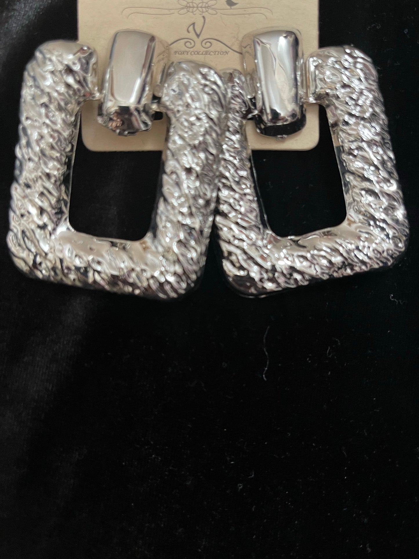 Door knocker ( Clip) Silver