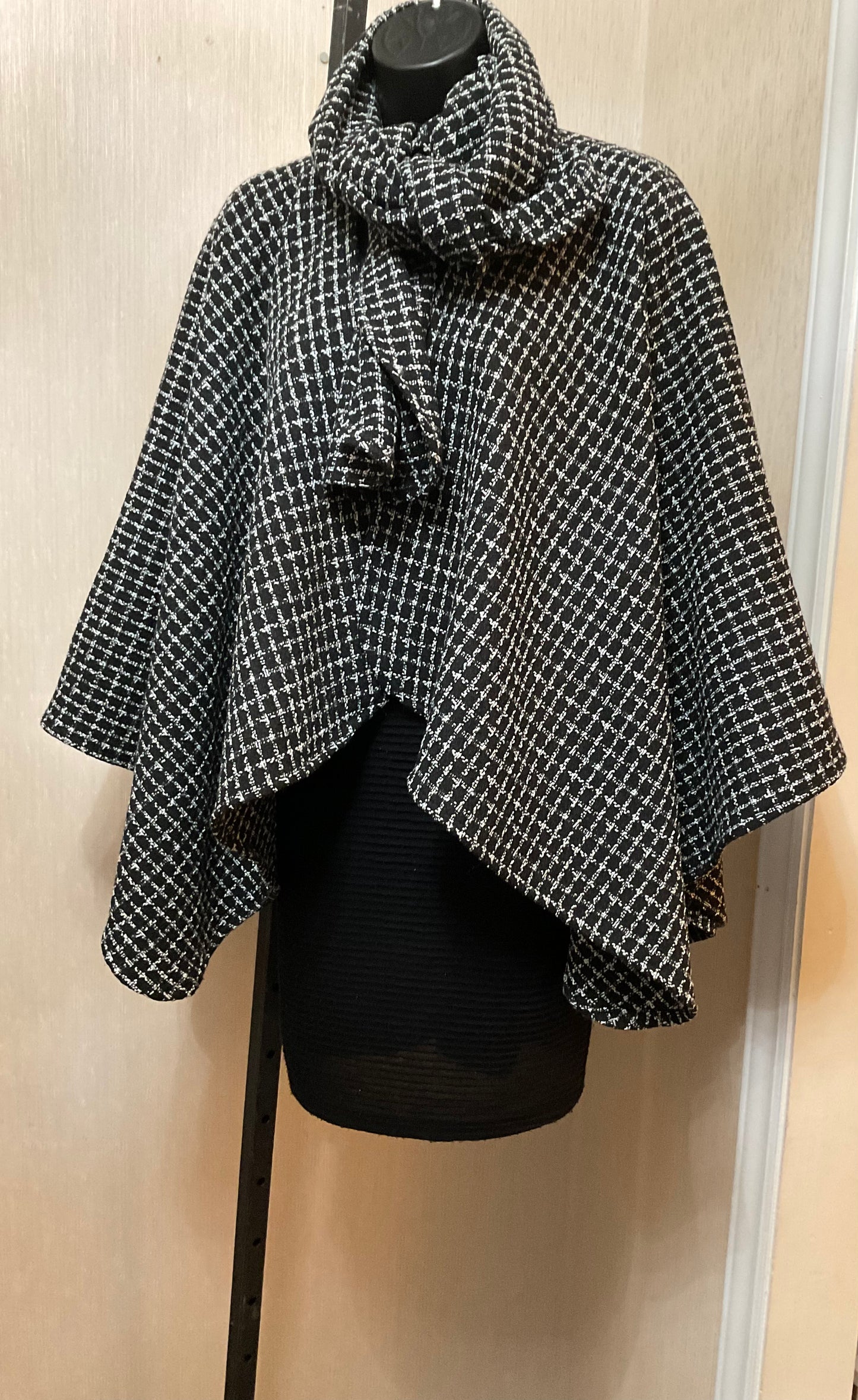 Noir check (crop)