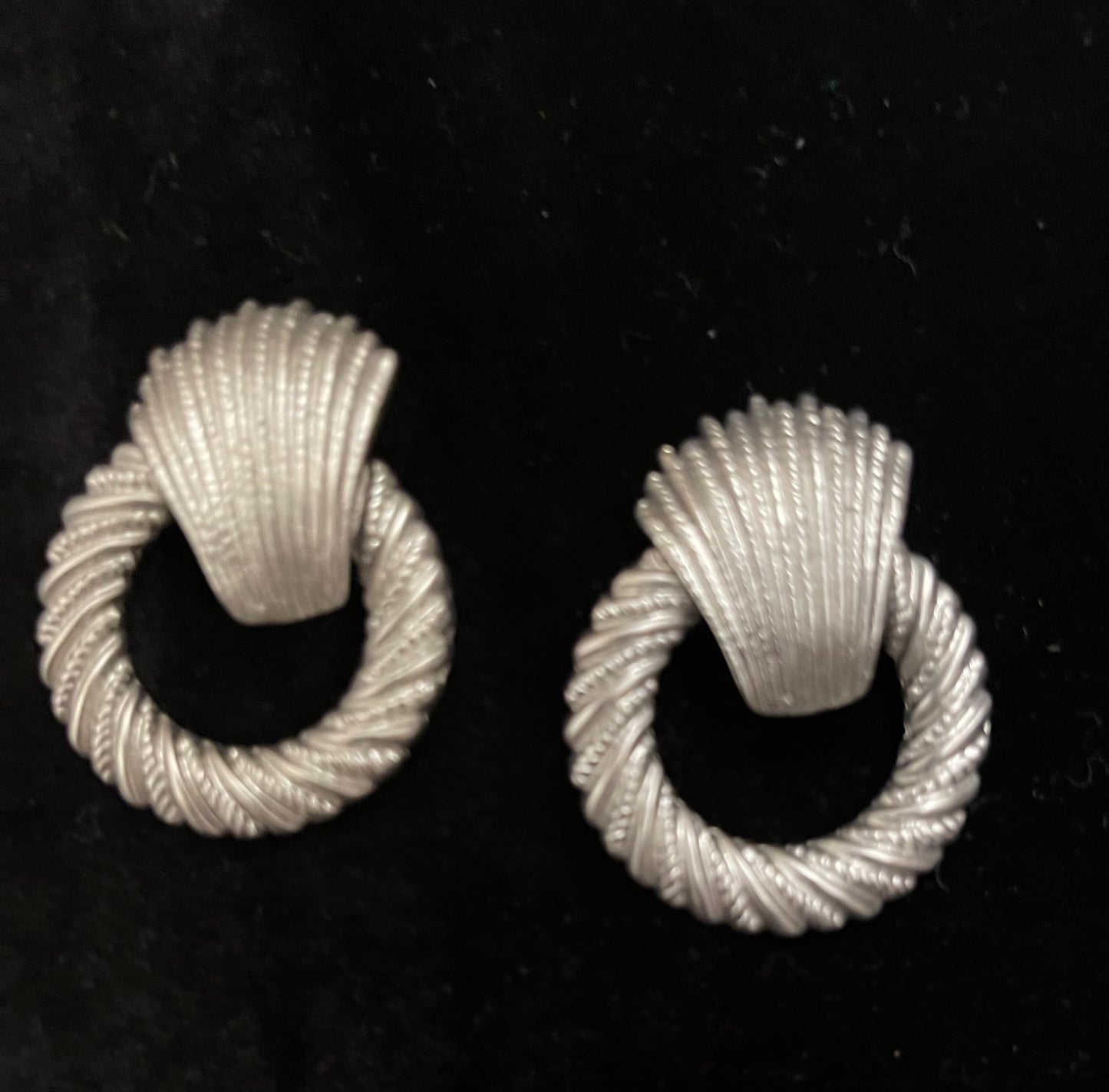 Shell Silver ( Clip)