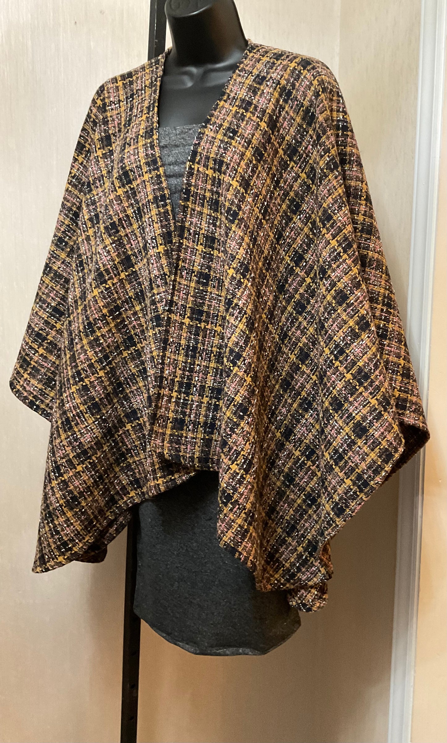 Golden Plaid { Crop)