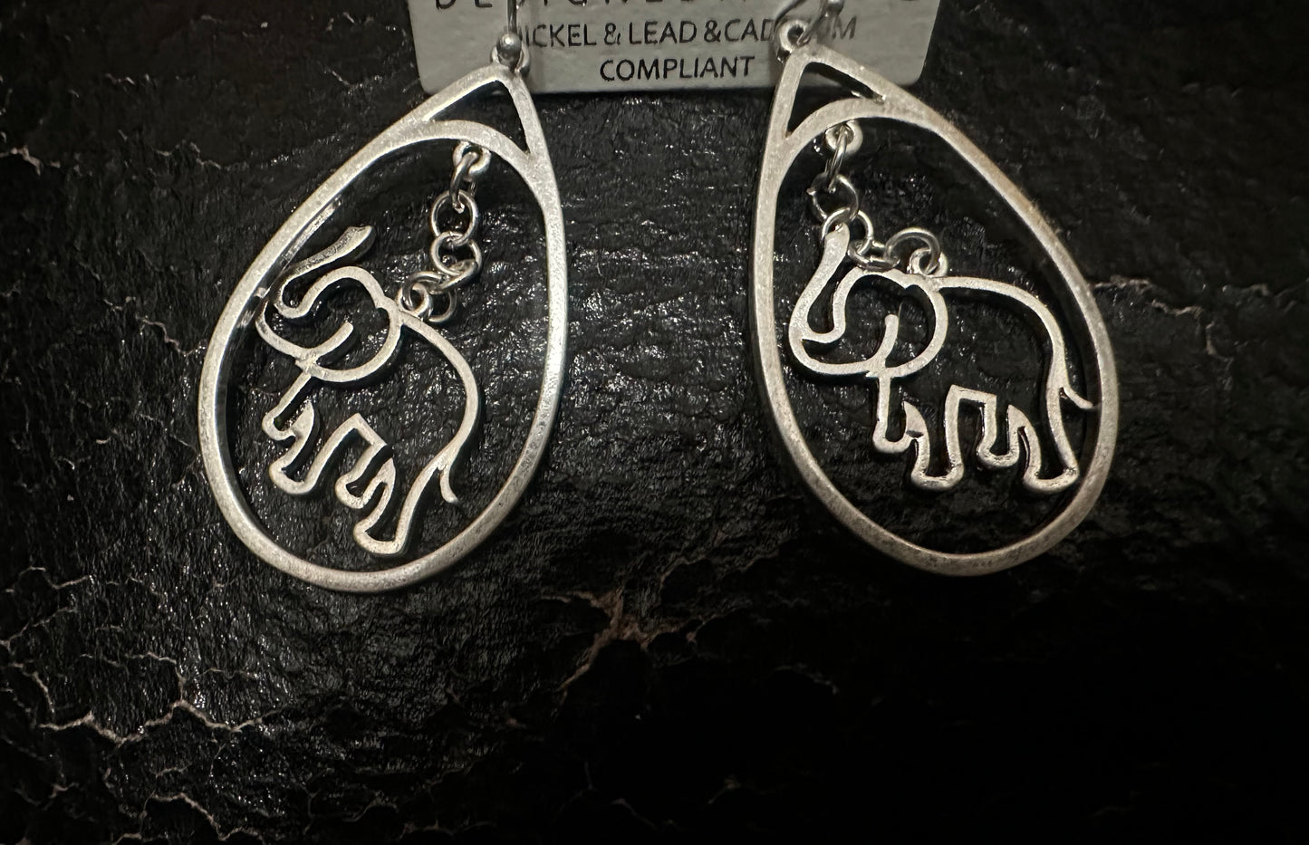 Oval Elephant