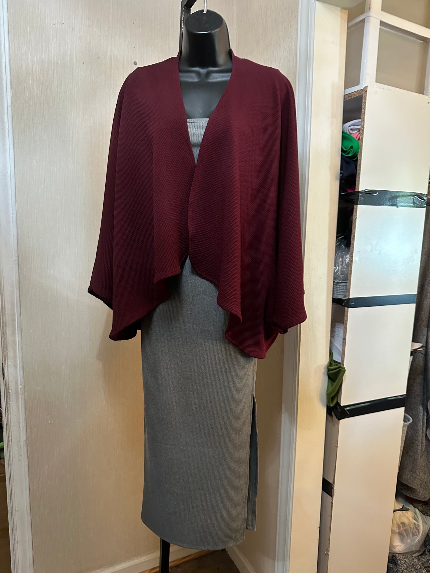 Honeycomb Maroon Crop
