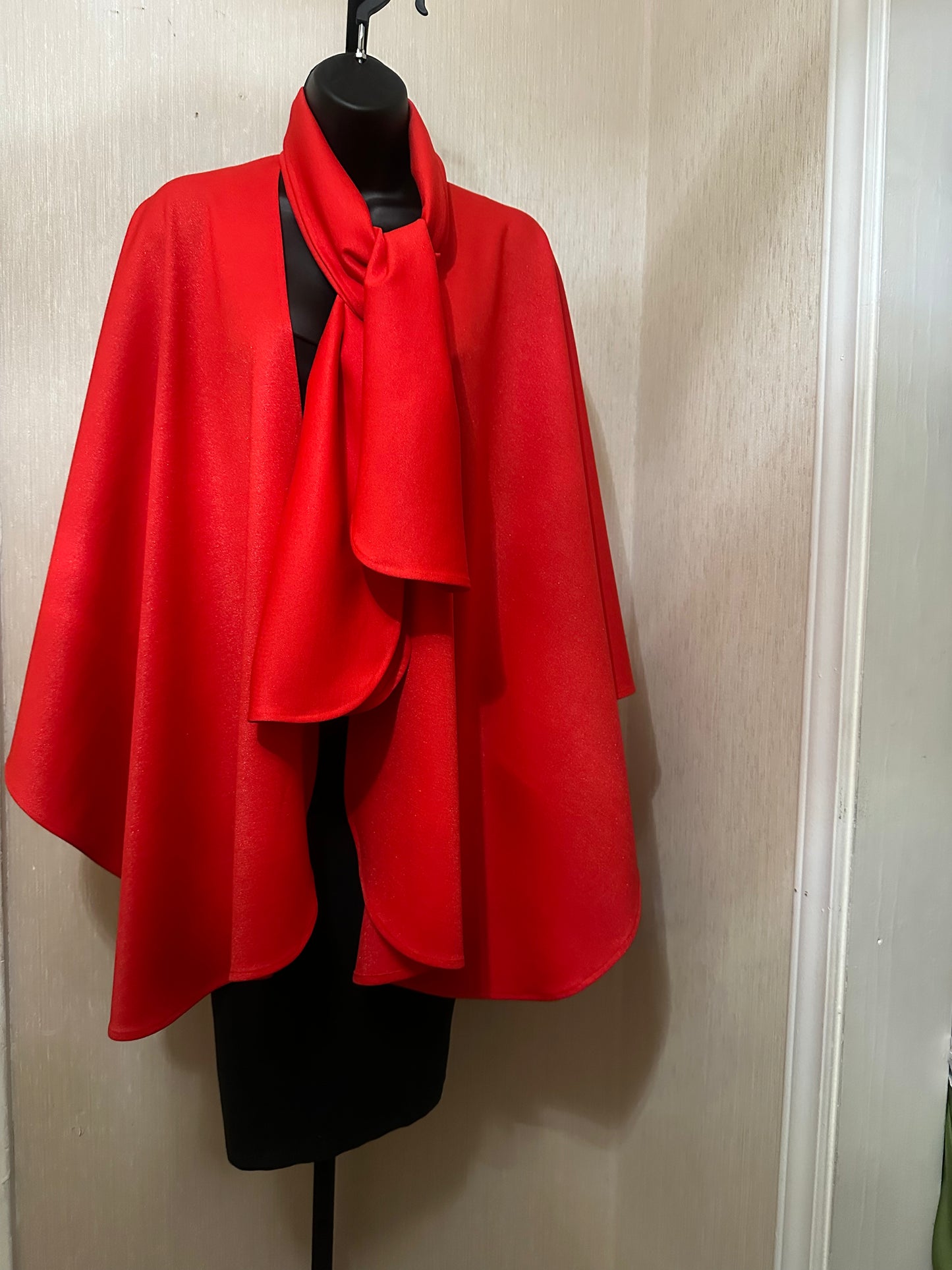 Cherry shimmer short